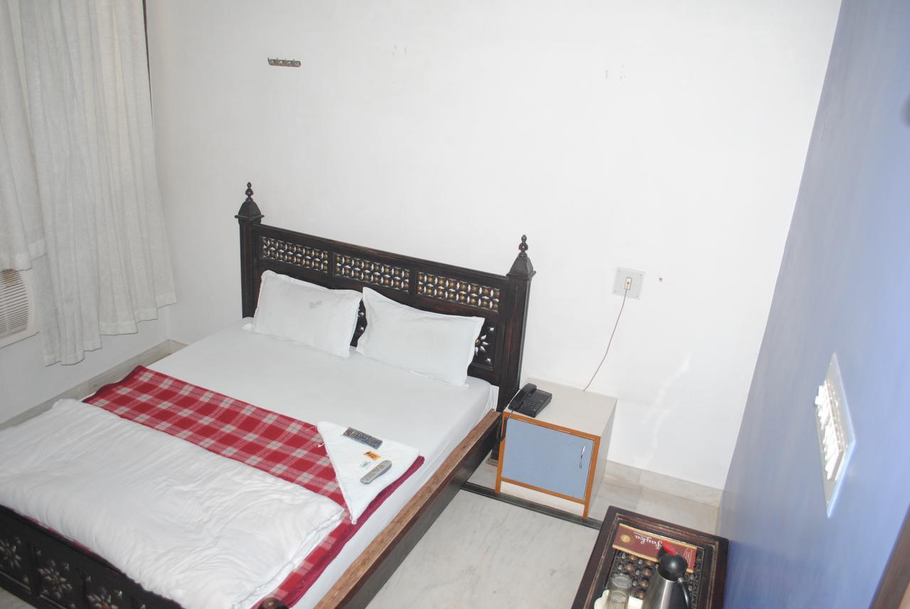 Hotel Vinayak Palace Nawalgarh Exterior photo